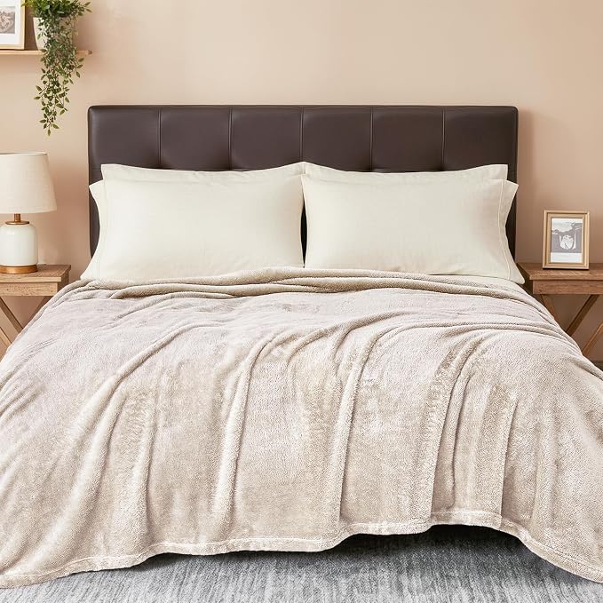 Exclusivo Mezcla Fuzzy Plush Fleece Bed Blanket Twin XL Size, Beige | 90x66 Inches, Super Soft and Cozy Bed Blanket, Fluffy Blanket for Bed, College Dorm Room Essentials, All Season