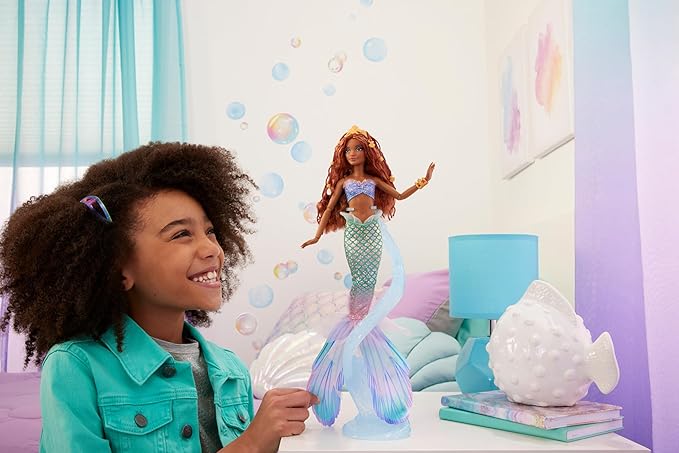 Mattel Disney The Little Mermaid Deluxe Ariel Doll with Iridescent Tail, Hair Jewelry Beads & Display Stand, Inspired by the Movie