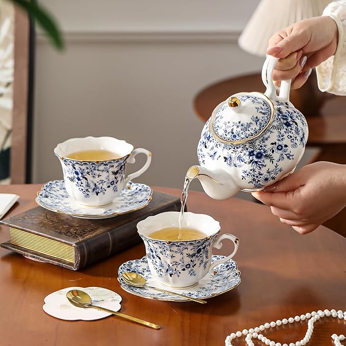 TATSUMI Country Roses Porcelain Tea Set, European Ceramic tea set for one or two,Vintage Style, For Women and Tea Parties (BLUE, 7 Pieces Set)