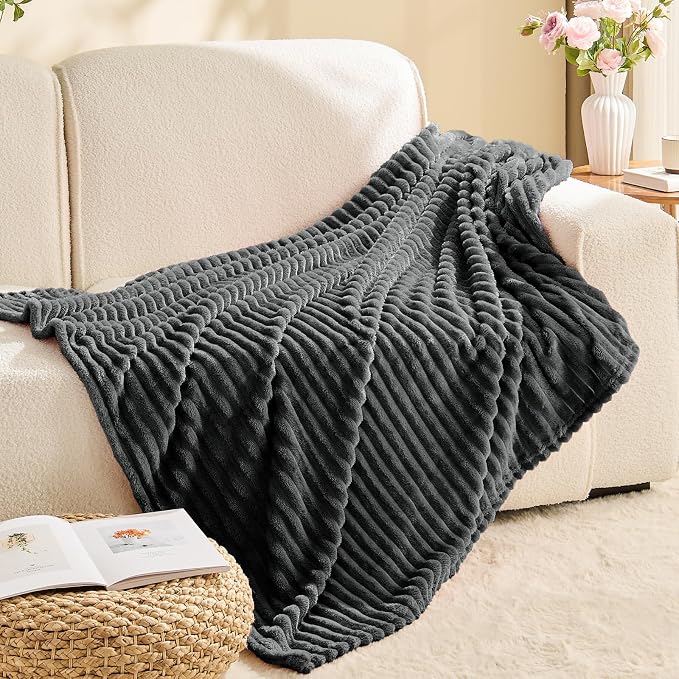 BEDELITE 3D Ribbed Charcoal Grey Fleece Twin Blanket for Bed, 60x80 Inch | Soft Warm Decorative Fluffy Blanket, Cozy Plush Lightweight Fuzzy Throw Blanket for Couch Sofa Room Decor, Gift for Women