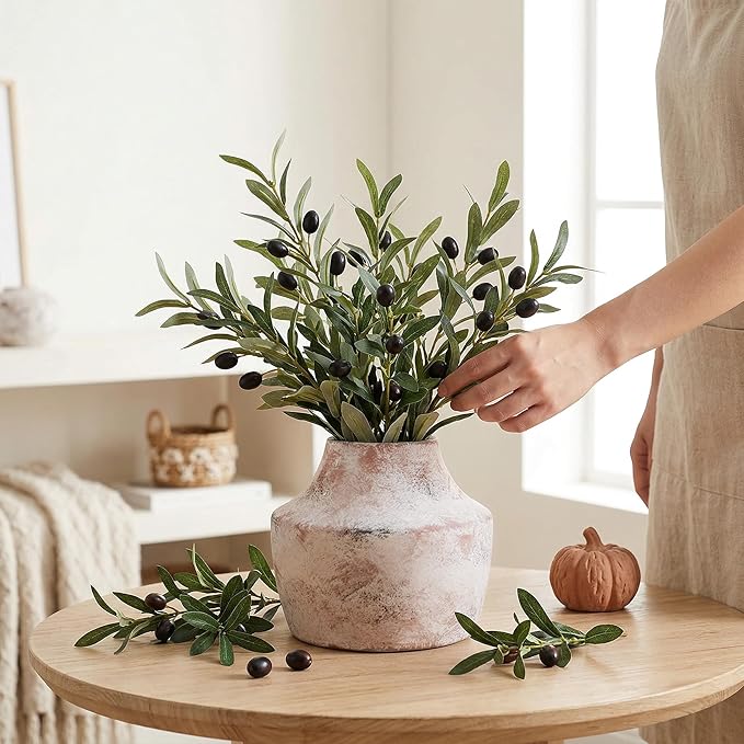 Ceramic Flower Vase, 5.3 Inch Rustic Vase for Flowers, Small Terracotta Pottery Vase for Home Decor, Farmhouse Decorative Vase for Living Room Kitchen Table Shelf Bedroom Decor