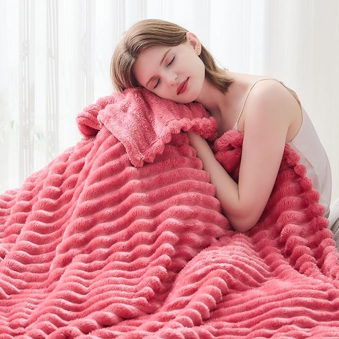 NEWCOSPLAY Super Soft Twin Blanket Coral Pink Premium Silky Flannel Fleece 3D Ribbed Jacquard Lightweight Bed Blanket All Season Use (Coral Pink Ribbed, Twin(60"x80"))