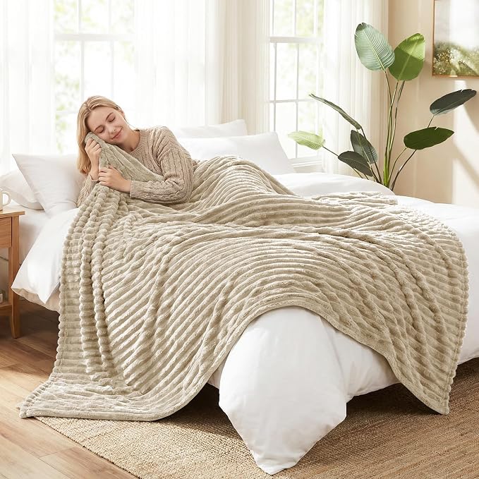 HIMEET Linen Queen Size Blanket for Bed, 300GSM Ribbed Fleece, 90 x 90 in | Ultra Soft Flannel, All-Season Lightweight Warmth, Cozy Bed Coverage & Bedroom Decor, Gift for Men & Women, Machine Washable