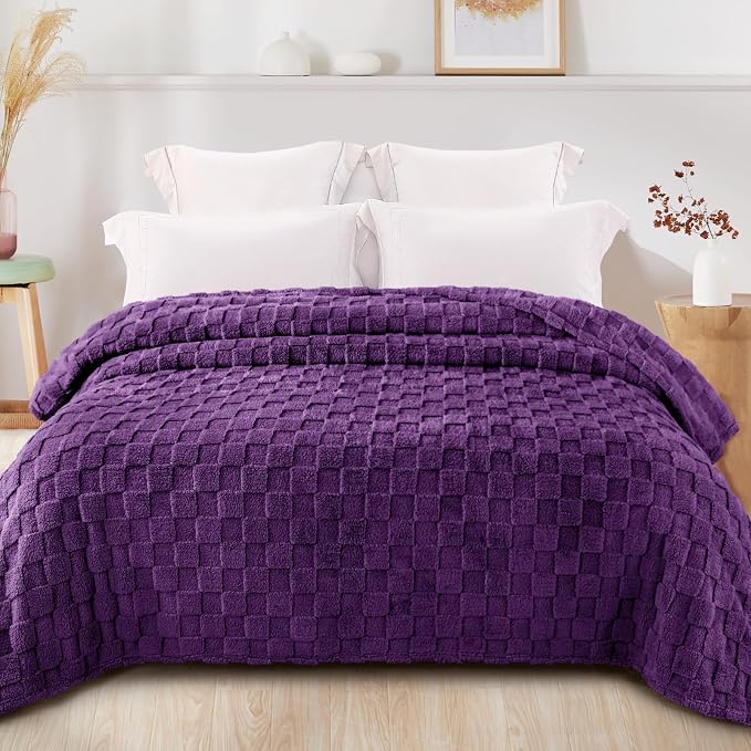 Exclusivo Mezcla 3D Checkered Fleece Twin Blanket for Bed, Purple | Super Soft and Cozy Fluffy Bed Blanket, Cute Fuzzy Blanket for Teens Back to School, Dorm Essentials, All Season, 60"x80"