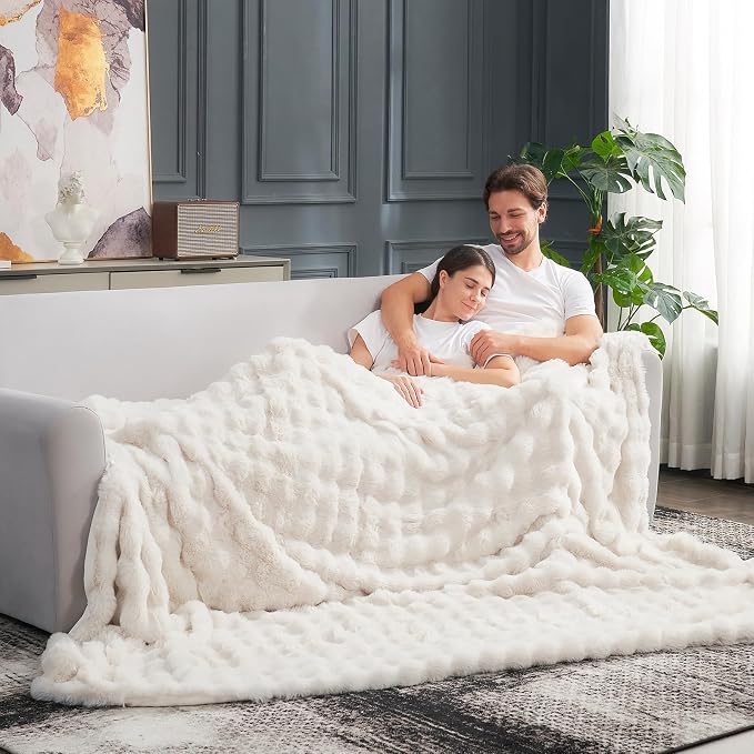 Cozy Bliss Faux Fur Throw Blanket for Couch, Fuzzy Soft Plush Thick Bubble Blanket for Sofa Bedroom Living Room, 90 * 90 Inches Cream White