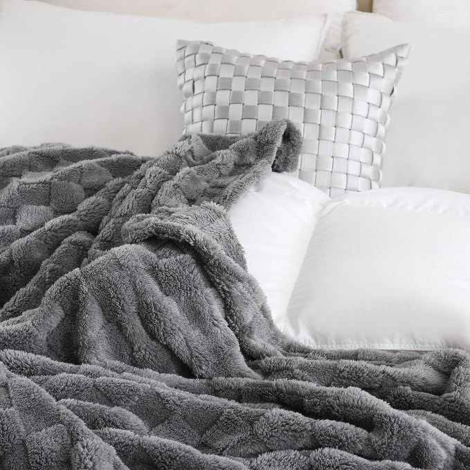 Grey Fleece Throw Blanket 50”×60”Checkered Design for Couch Sofa | Super Soft Cozy Plush Microfiber 3D Square Pattern Flannel Blanket for Bed Lightweight for Adults,Women