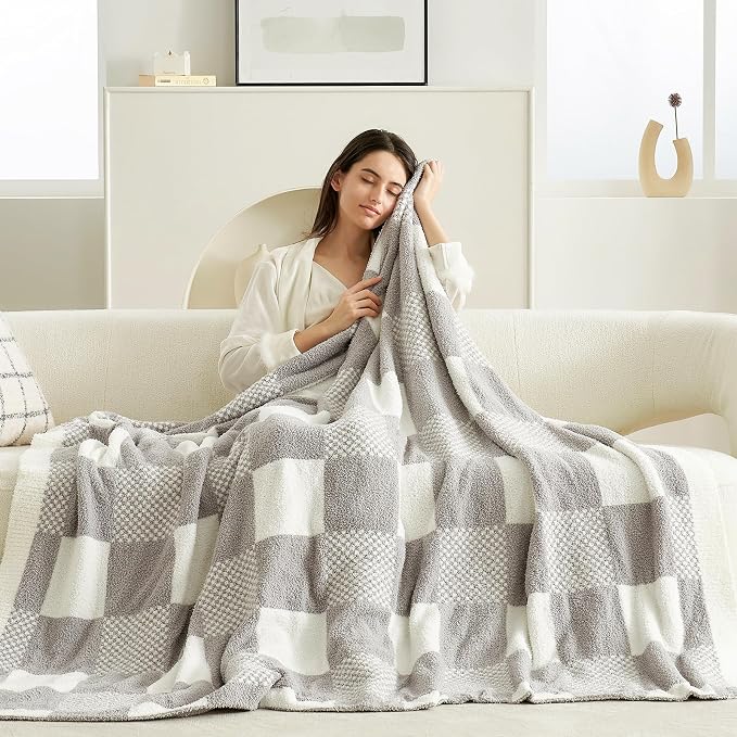 Snuggle Sac Checkered Blanket, Grey Throw Blanket for Couch Checker Microfiber Fluffy Warm Fuzzy Cozy Soft Throw Blanket Reversible Checkered Blankets for Sofa, Chair, Bed, 60x80 inches