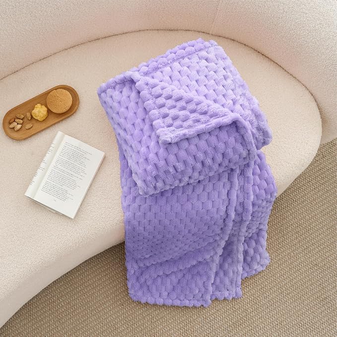 BEDELITE Lavender Twin Blanket for Couch, Soft Cozy Gifts for Women, 60*80 | 3D Jacquard Decorative Fleece Blanket, Super Soft Plush Throw, Cute Birthday Gift for Women & Men, Suitable for All Seasons