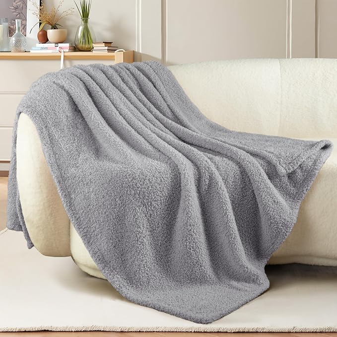 Exclusivo Mezcla Fleece Throw Blanket for Couch and Sofa, 50" x 60" | Super Soft and Cozy Fluffy Blanket for Women, Lightweight and Fuzzy Throw for Home Decor, All Season, Light Grey