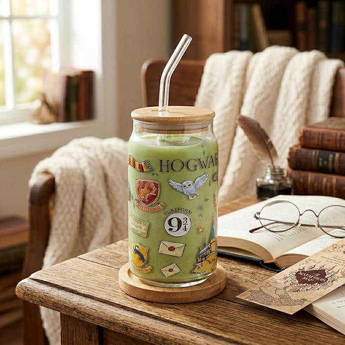 Silver Buffalo Harry Potter Hogwarts Platform 9 3/4 Gryffindor Hedwig Glass Jar Tumbler with Bamboo Lid and Glass Straw, 16 Ounces