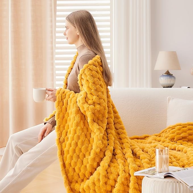 NEWCOSPLAY Super Soft King Blanket Mustard Yellow Premium Silky Flannel Fleece 3D Clouds Stylish Jacquard Lightweight Bed Blanket All Season Use 350GSM (Mustard Yellow, King(90"x110"))