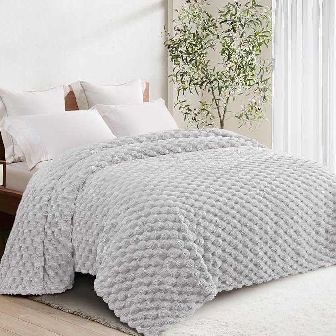 Whale Flotilla Soft Fleece King Size Bed Blanket 3D Jacquard, Light Grey | Lightweight Breathable Coverlet Bedspread for All Seasons, Super Cozy Plush Fluffy Fuzzy Decorative Blanket for Bed, 90"x104"