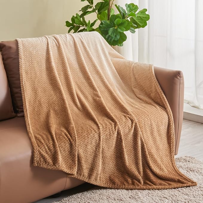 NEWCOSPLAY Fleece Leaves Pattern Twin Blanket, Ombre Brown, 60"x80" | Super Soft Throw Blanket, Lightweight Cozy Bed Sofa Blanket, Premium Silky Flannel Fleece, Travel Blanket for All Season Use