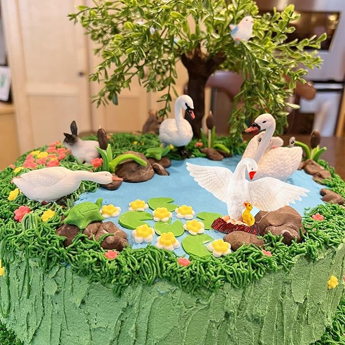 LC JoyCre 4.5 Inch Mother Swan Figurine with Baby Goose Toy White Swan Toy Animal Figure for Toddlers Preschool Animals Figures Eduactional Project Diorama Model Toy for Kids 3 4 5 6