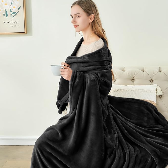 BEDELITE Fleece Blanket Soft Plush King Size Bed Blanket Black 108"x90" | Ultra Soft Fleece, Plush Microfiber, Lightweight Warmth, All Season Comfort, Fade Resistant, Machine Washable