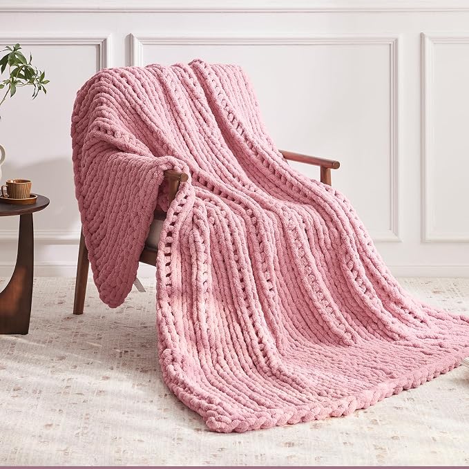 Negwoo Chunky Knit Throw Blanket, Knitted Throw Chenille Yarn, 60"*80" | Soft Thick Cable Knitted Blankets, Handmade Big Thick Blanket, Machine Washable Cute Comfy Blanket for Home Decor, Light pink