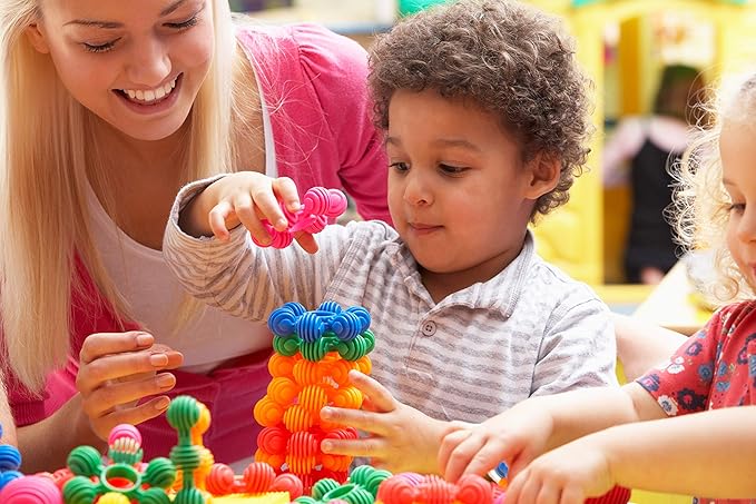 Skoolzy Rainbow Star Flex 90 Pc STEM Set – Preschool Tinker Kit for Kids 5+ with eBook