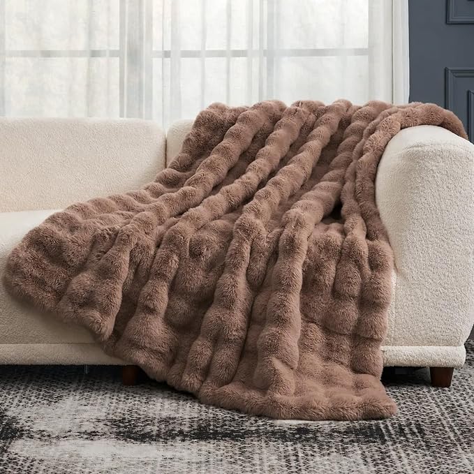 Cozy Bliss Faux Fur Throw Blanket for Couch, Fuzzy Soft Plush Thick Bubble Blanket for Sofa Bedroom Living Room, 50 * 60 Inches Light Brown