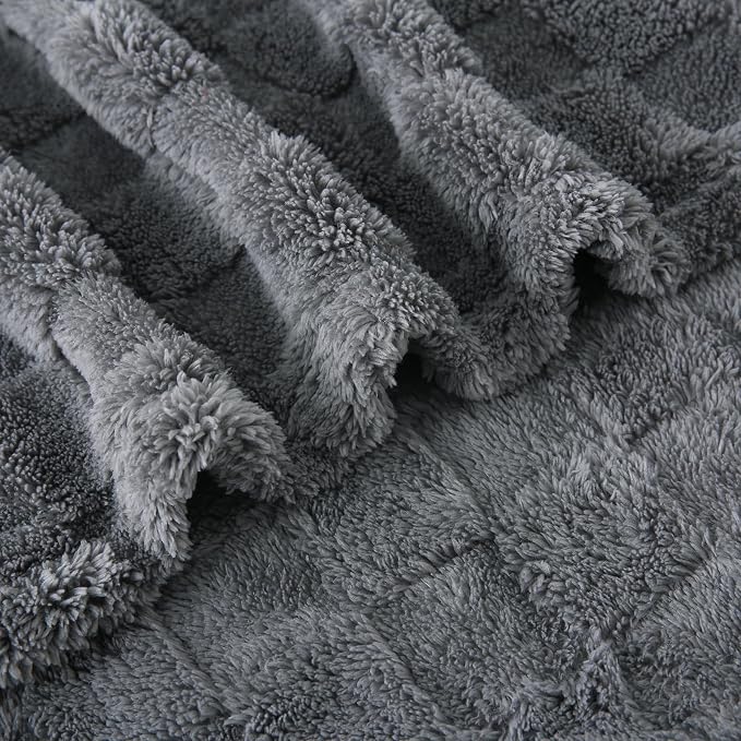 Grey Fleece Throw Blanket 50”×60”Checkered Design for Couch Sofa | Super Soft Cozy Plush Microfiber 3D Square Pattern Flannel Blanket for Bed Lightweight for Adults,Women