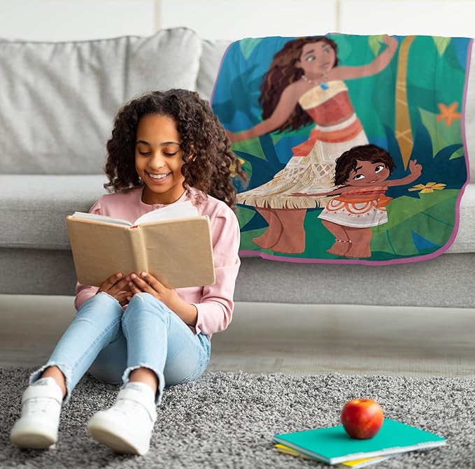 Jay Franco Disney Moana Plush Throw Blanket 40x50 – Soft Microfiber Kids Blanket Featuring Moana, Maui & HEI HEI, Officially Licensed, Machine Washable Gift for Girls