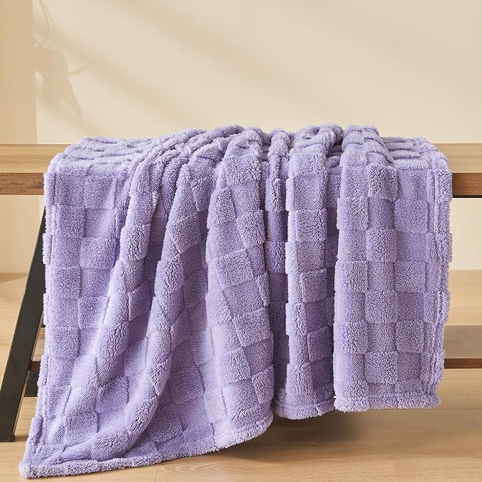 NEWCOSPLAY 3D Checkered Flannel Twin Blanket, Lavender Checkered, 60"x80" | Super Soft Cute Lightweight Decorative Premium Silky Fleece Blanket for Couch Sofa Bed, Gift for Women Men, All Season Use