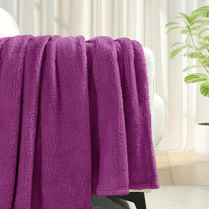 Exclusivo Mezcla Soft Plush Fleece King Size Blankets for Bed Living Room | Lightweight Fuzzy Fluffy Large Blanket for All Seasons, Cozy Velvet for Women Men, Machine Washable, 90"x104", Purple
