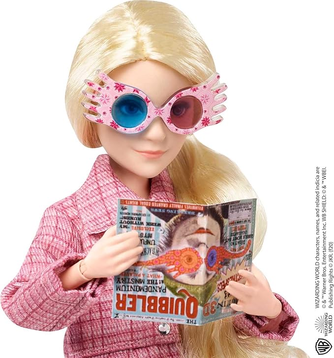 Mattel Harry Potter Collectible Toy, Luna Lovegood Doll & Accessories, Signature Look with Quibbler & Spectrespecs
