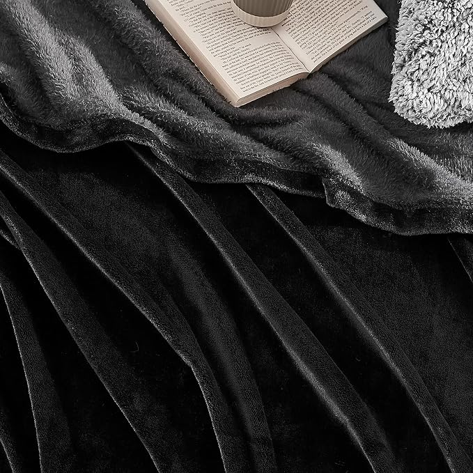 Hansleep Throw XL Black Fleece Blanket, Soft Flannel Bed Blanket | Fuzzy Cozy Blanket 50x70 Inches, Multi-use for Bed, Sofa, Couch, Travel, Camping, All Season Warm Lightweight Cover