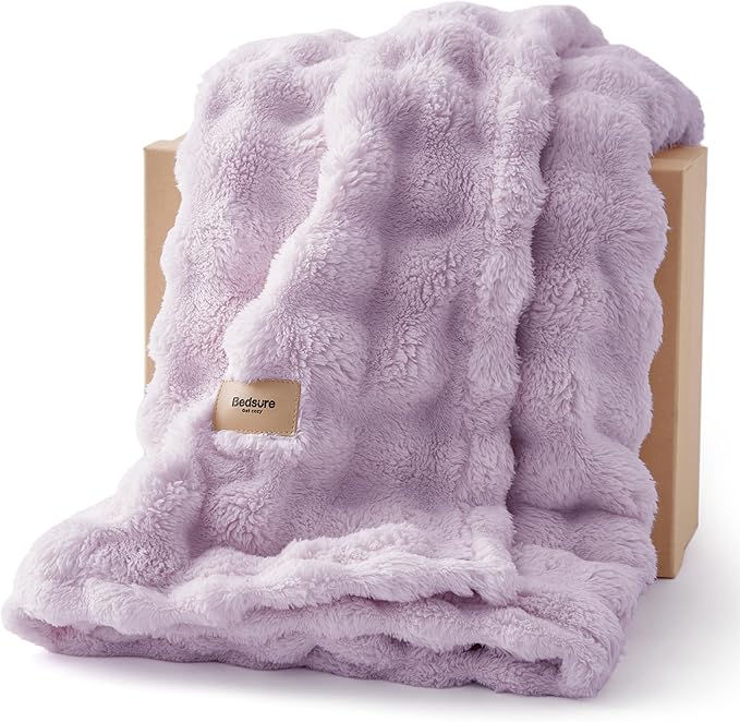 Bedsure 3D Fleece Bubble Blanket for Couch - GentleSoft Purple Throw Blanket for Sofa Bed Room Decor - Luxury Soft Cozy Gifts for Women, Lightweight, All Seasons, Light Purple, 50"×70"