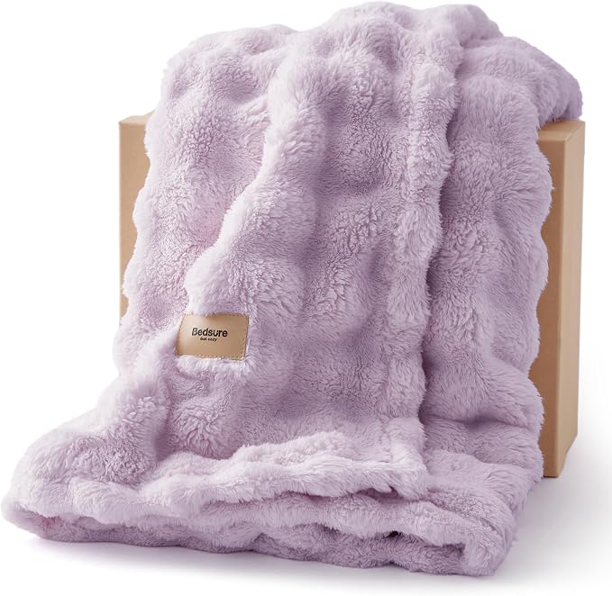 Bedsure Purple Twin XL Blankets for Bed - 3D Fleece Bubble Blanket for Sofa Bed Room Decor - Luxury Soft Cozy College Dorm Room Essentials for Girls, Lightweight, All Seasons, Light Purple, 66"×90"