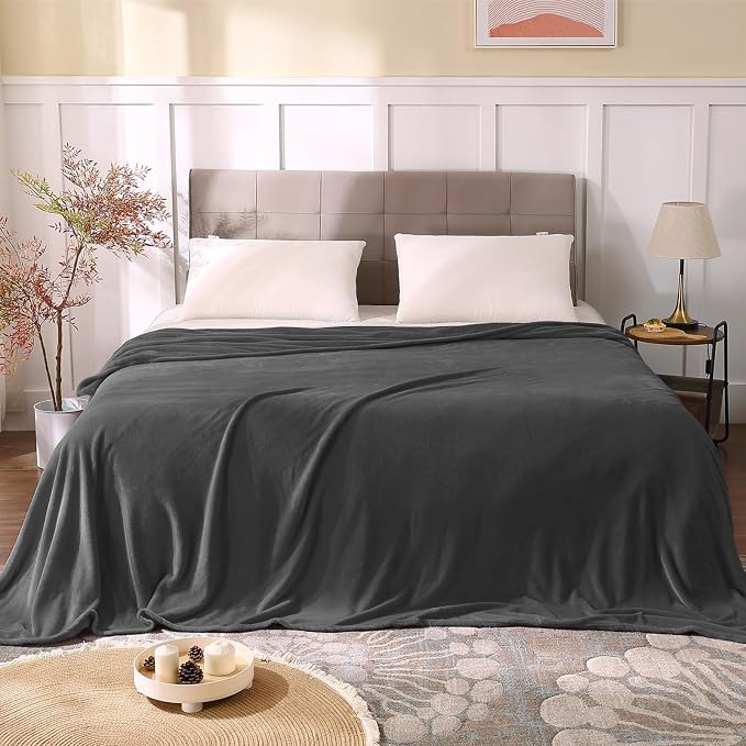 BEDELITE Fleece Blanket Soft Plush Full Bed Blanket Charcoal Grey 84"x90" | Ultra Soft Fleece, Plush Microfiber, Lightweight Warmth, All Season Comfort, Fade Resistant, Machine Washable, Couch Sofa Bed