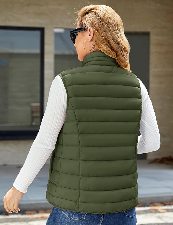 MAGCOMSEN Women's Puffer Vest Lightweight Stand Collar Zip 4 Pockets Puffy Vests Sleeveless Quilted Padded Outerwear