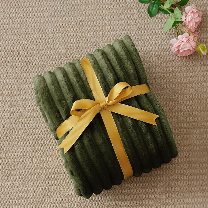 BEDELITE Striped Fleece Throw Blanket, Olive Green, 50"x60" | 300GSM Microfiber Fleece, Soft Cozy, Lightweight Warm, Double-Sided Plush, Machine Washable, Gift, Room Decor, for Couch Sofa