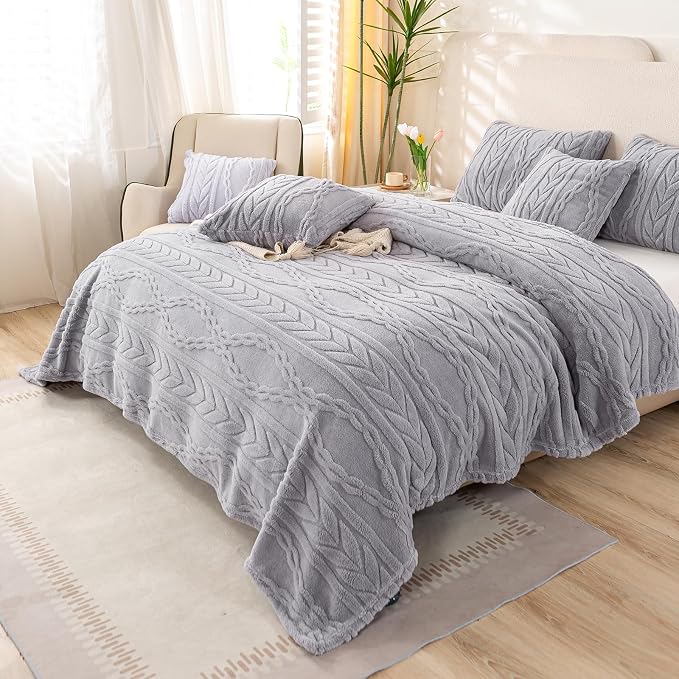 YUSOKI Sherpa Fleece Twin XL Size Blanket, Light Grey, 65"x90" | 3D Stylish Design,320GSM, Non-Shedding, Lightweight for All Season Use, stays fluffy after repeated washes, Perfect Gifts