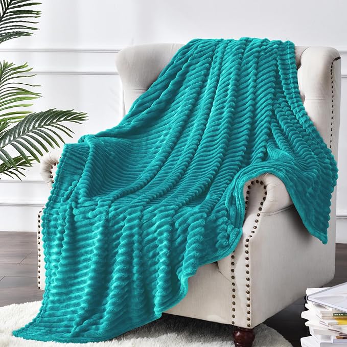 BEDELITE Ribbed Jacquard Ocean Blue Fleece Twin Blanket for Bed, 60x80 Inch | Soft Warm Decorative Fluffy Blanket, Cozy Plush Lightweight Fuzzy Throw Blanket for Couch Sofa Room Decor, Gift for Women