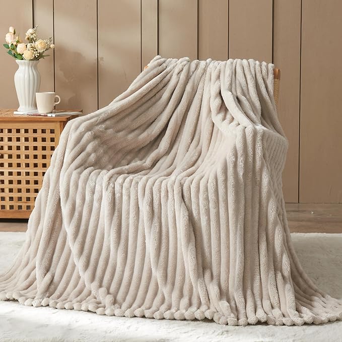 NEWCOSPLAY Super Soft King Blanket Linen Premium Silky Flannel Fleece 3D Ribbed Jacquard Lightweight Bed Blanket All Season Use (Linen Ribbed, King(90"x110"))