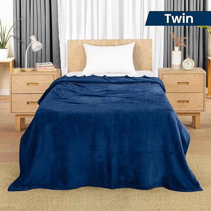 Utopia Bedding Ultra Soft Fleece Bed Blanket Twin Size Navy (60x80 Inches) | Microfiber Plush Warm Lightweight Breathable Cozy Blanket Anti-Static, All Season Use, Gift for Women and Men