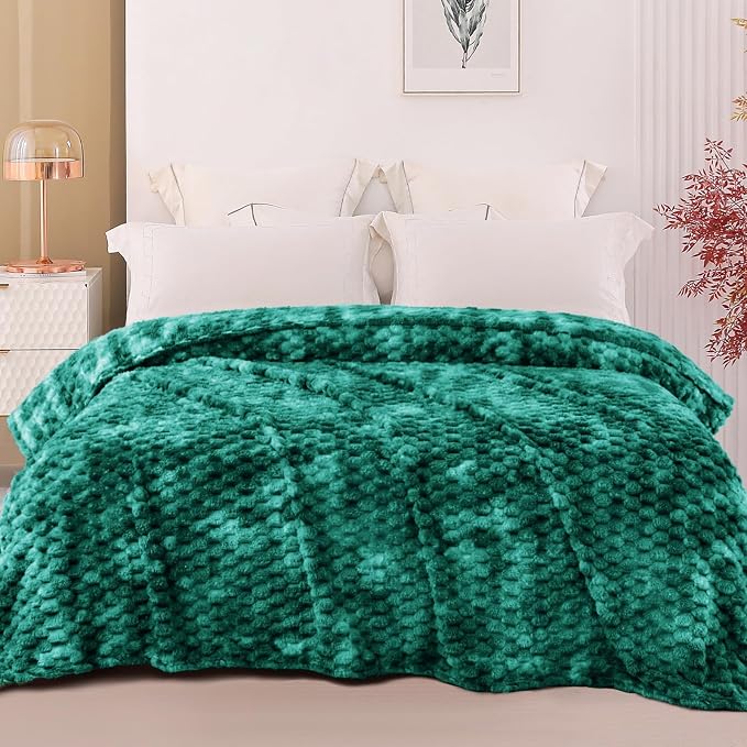 Exclusivo Mezcla 3D Fleece Twin Size Blanket for Bed, Tie-dye Teal | Extra Soft Fuzzy Plush Lightweight Bed Blankets, Cozy Fluffy Decorative Blankets for All Seasons, 90x66 Inches