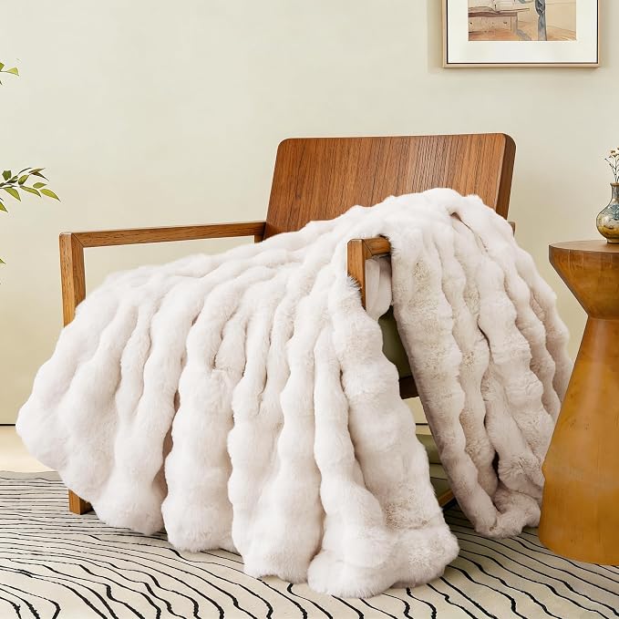 Comelady Soft Fluffy Faux Fur Throw Blanket 60"x80", Bubble Plush Texture | Cream White Thick Fuzzy Blanket, No-Shedding, Aesthetic & Cozy for Couch Bed Room Decor, Warm Gift for Women Girls
