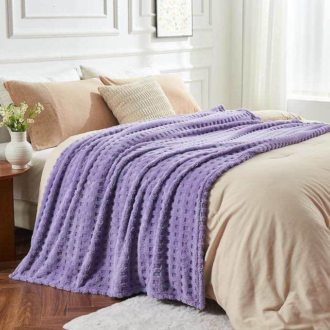 NEWCOSPLAY 3D Waffle Checkered Flannel King Blanket, Lavender, 90"x110" | Super Soft Cute Lightweight Decorative Premium Silky Fleece Blanket for Couch Sofa Bed, Gift for Women Men, All Season Use
