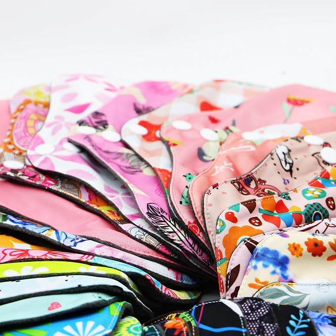 Random Prints Meduim Size Regular Cloth Menstrual Pads Reusable Sanitary Pads (M-5 PCS-Random Prints)