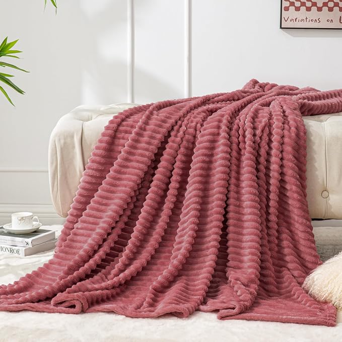 BEDELITE Ribbed Jacquard Brick Dust Fleece Twin Blanket for Bed, 60x80 Inch | Soft Warm Decorative Fluffy Blanket, Cozy Plush Lightweight Fuzzy Throw Blanket for Couch Sofa Room Decor, Gift for Women
