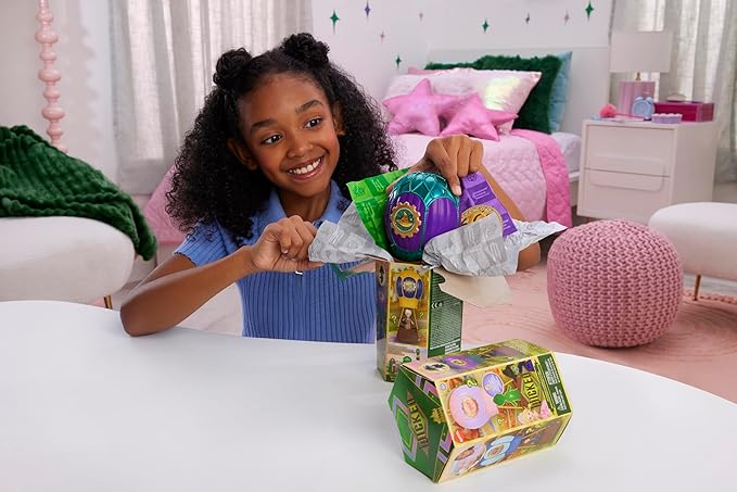 Mattel Universal Pictures’ Wicked Ozian Balloons Reveal Toy Set with Surprise Small Doll, Hot Air Balloon & Accessory (Styles May Vary) (Pack of 5)
