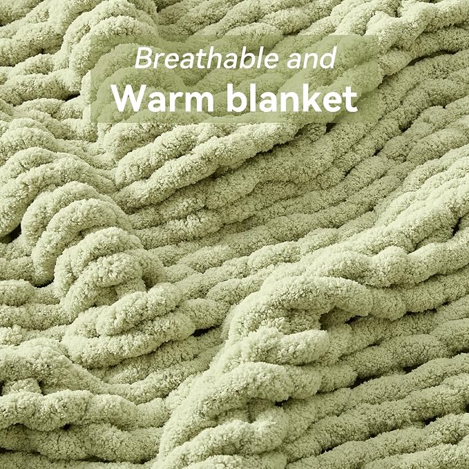 Negwoo Chunky Knit Throw Blanket, Knitted Throw Chenille Yarn, 80"*90" | Soft Thick Cable Knitted Blankets, Handmade Big Thick Blanket, Machine Washable Cute Comfy Blanket for Home Decor,Light green