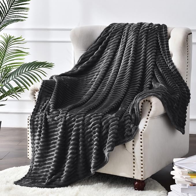 BEDELITE 3D Ribbed Jacquard Black Full Size Blankes for Bed, 84x90 Inch | Soft Warm Decorative Fluffy Blanket, Cozy Fuzzy Lightweight Plush Fleece Throw Blankets for Bed, Room Decor, Gift for Women