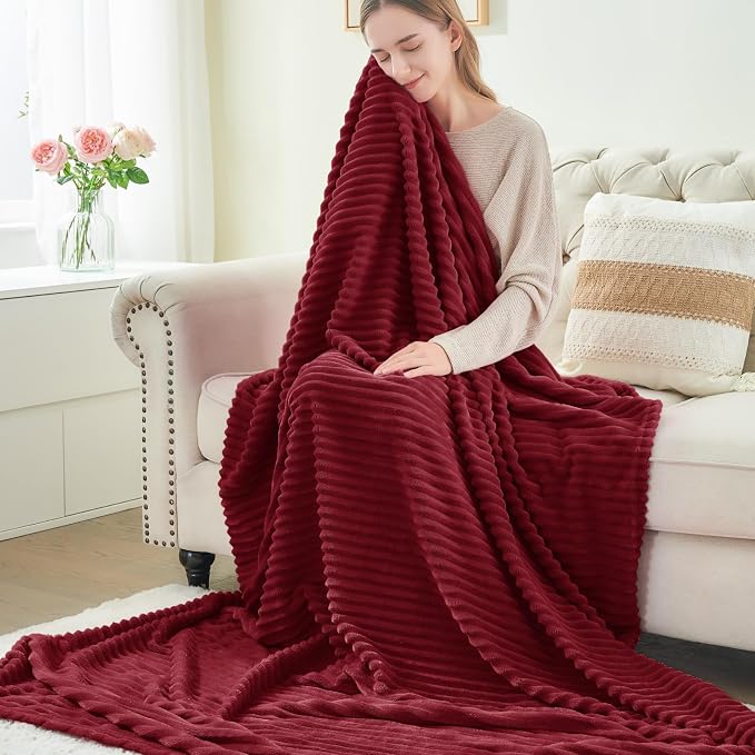 BEDELITE Ribbed Jacquard Burgundy Fleece Twin Blanket for Bed, 60x80 Inch | Soft Warm Decorative Fluffy Blanket, Cozy Plush Lightweight Fuzzy Throw Blanket for Couch Sofa Room Decor, Gift for Women
