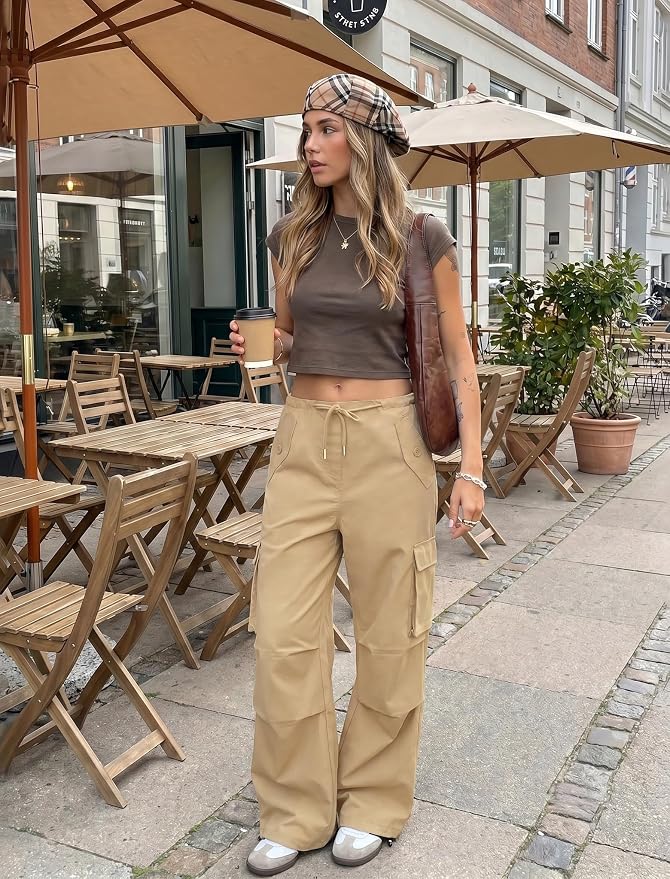 COPYLEAF Cargo Pants Women Low Waisted Parachute Pants with Pockets Loose Baggy Hiking Pants Y2K Clothes
