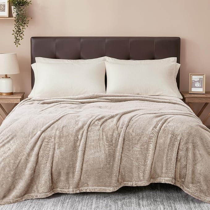 Exclusivo Mezcla Fuzzy Plush Fleece Bed Blanket Twin XL Size, Camel | 90x66 Inches, Super Soft and Cozy Bed Blanket, Fluffy Blanket for Bed, College Dorm Room Essentials, All Season