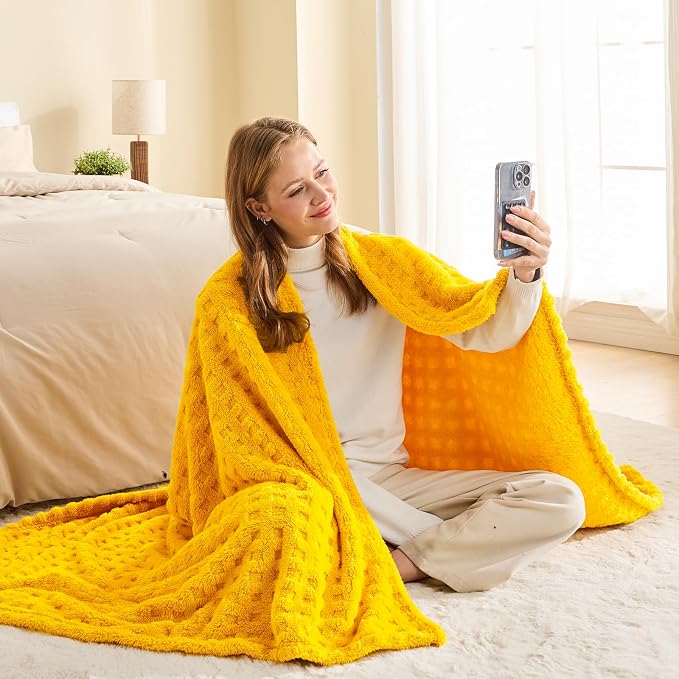 NEWCOSPLAY 3D Waffle Checkered Flannel Queen Blanket, Yellow, 90"x90" | Super Soft Cute Lightweight Decorative Premium Silky Fleece Blanket for Couch Sofa Bed, Gift for Women Men, All Season Use