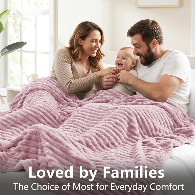 HIMEET Dusty Pink Throw Blanket for Couch, 300GSM Ribbed, 50 x 60 Inches | Ultra Soft Flannel, All-Season Lightweight Warmth, Home Room Decor & Dorm Essential, Gift for Men & Women, Machine Washable